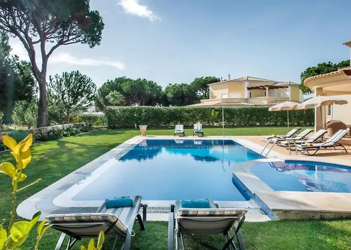 Palm Golfe, Fantastic House On Sol Course, Kids Pool, Aircon クアルテイラ