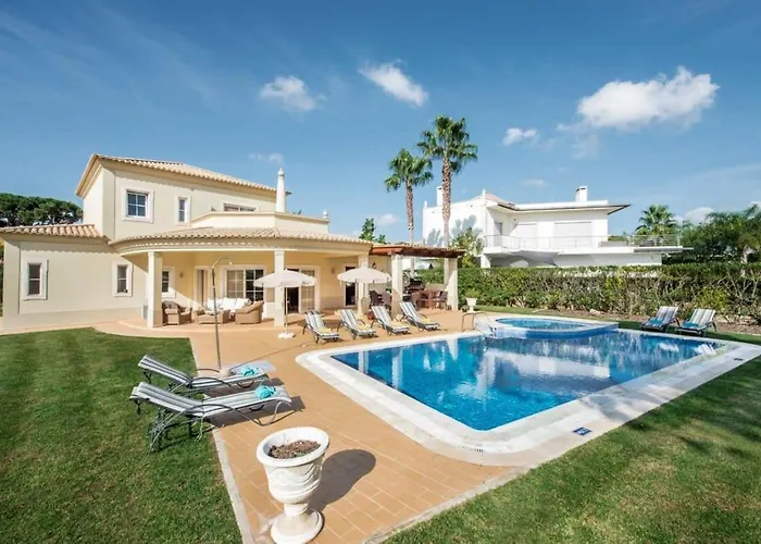 Palm Golfe, Fantastic House On Sol Course, Kids Pool, Aircon クアルテイラ